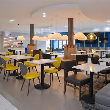 Holiday Inn Express & Suites Shippensburg By Ihg Exteriör bild