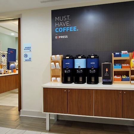 Holiday Inn Express & Suites Shippensburg By Ihg Exteriör bild