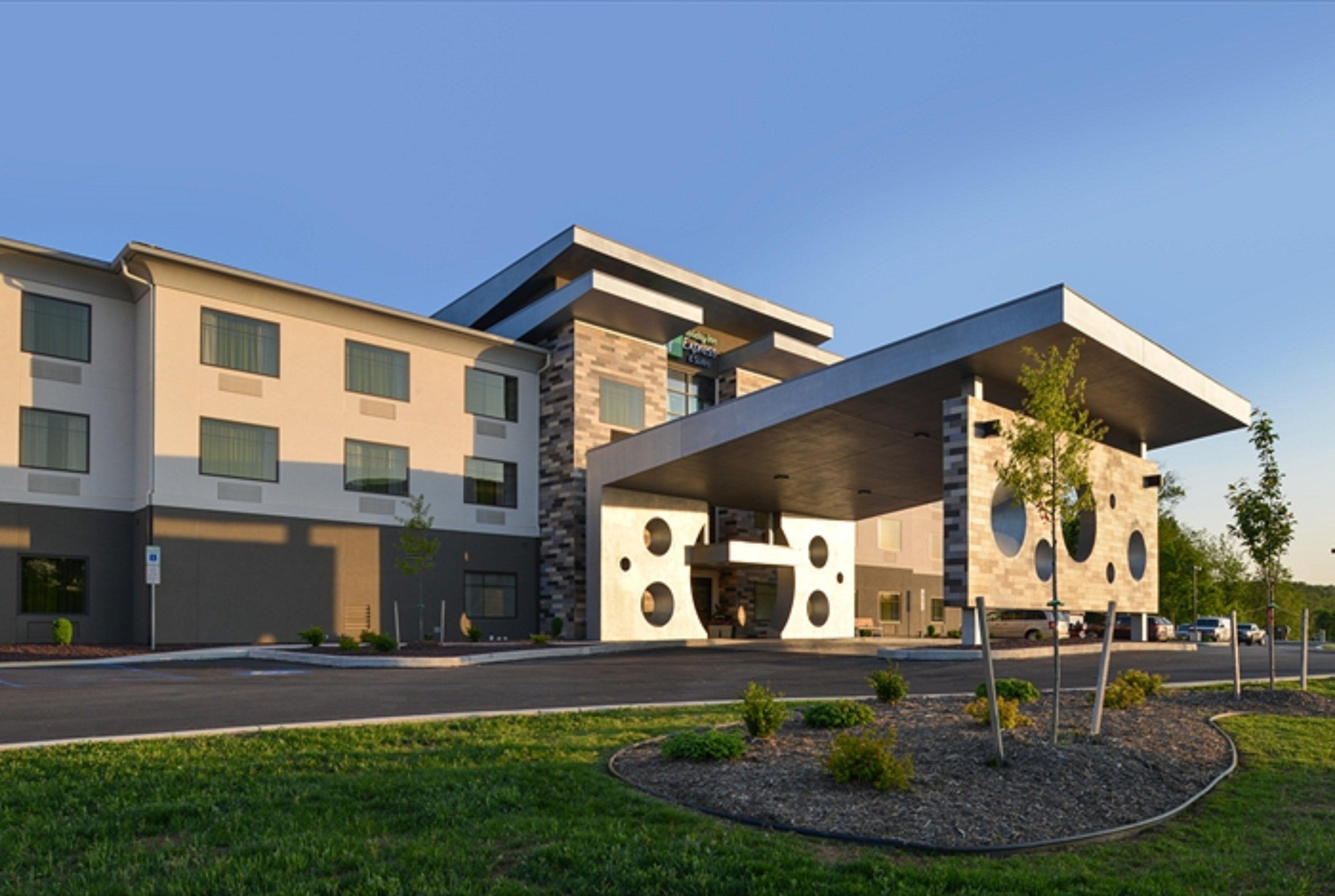 Holiday Inn Express & Suites Shippensburg By Ihg Exteriör bild