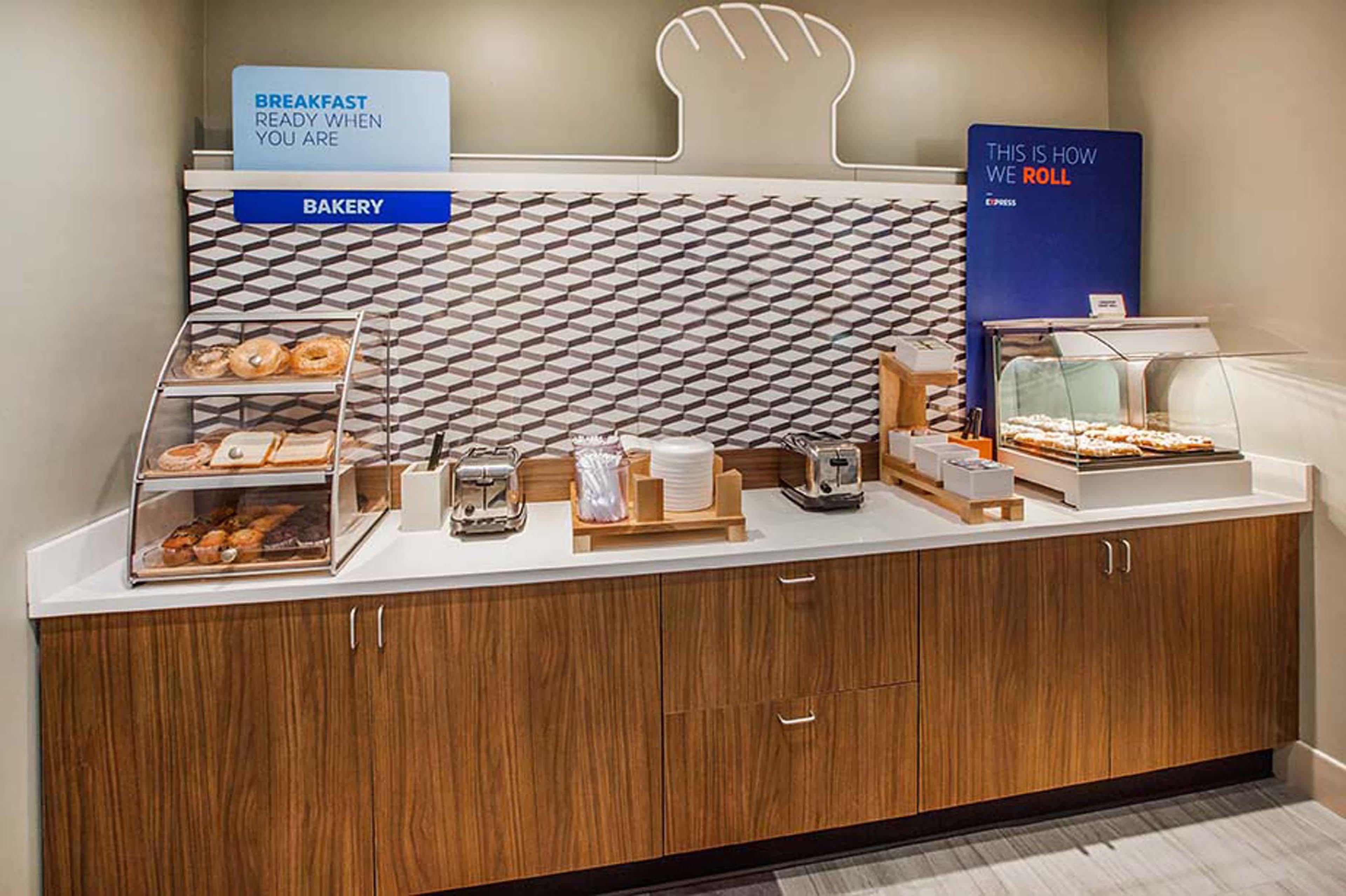 Holiday Inn Express & Suites Shippensburg By Ihg Exteriör bild