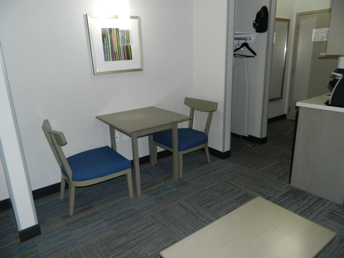 Holiday Inn Express & Suites Shippensburg By Ihg Exteriör bild