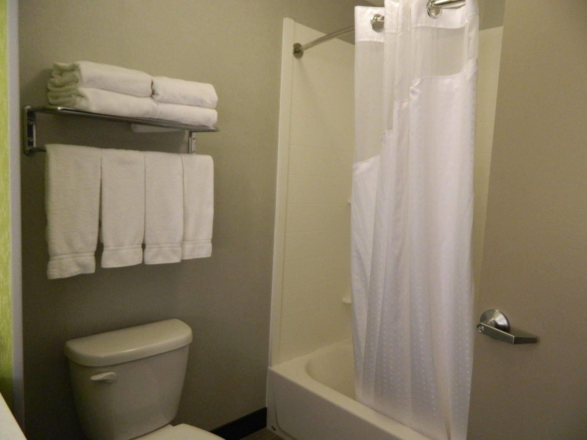 Holiday Inn Express & Suites Shippensburg By Ihg Exteriör bild